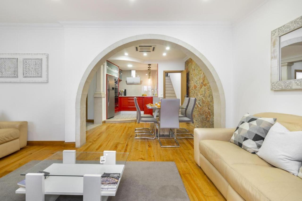 Alfama Deluxe Apartment *